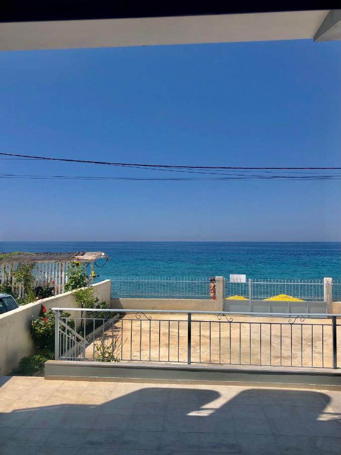 בורש Residence Villa Denny&Villa Kate מראה חיצוני תמונה