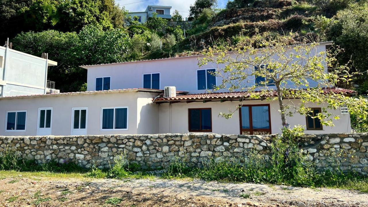 בורש Residence Villa Denny&Villa Kate מראה חיצוני תמונה